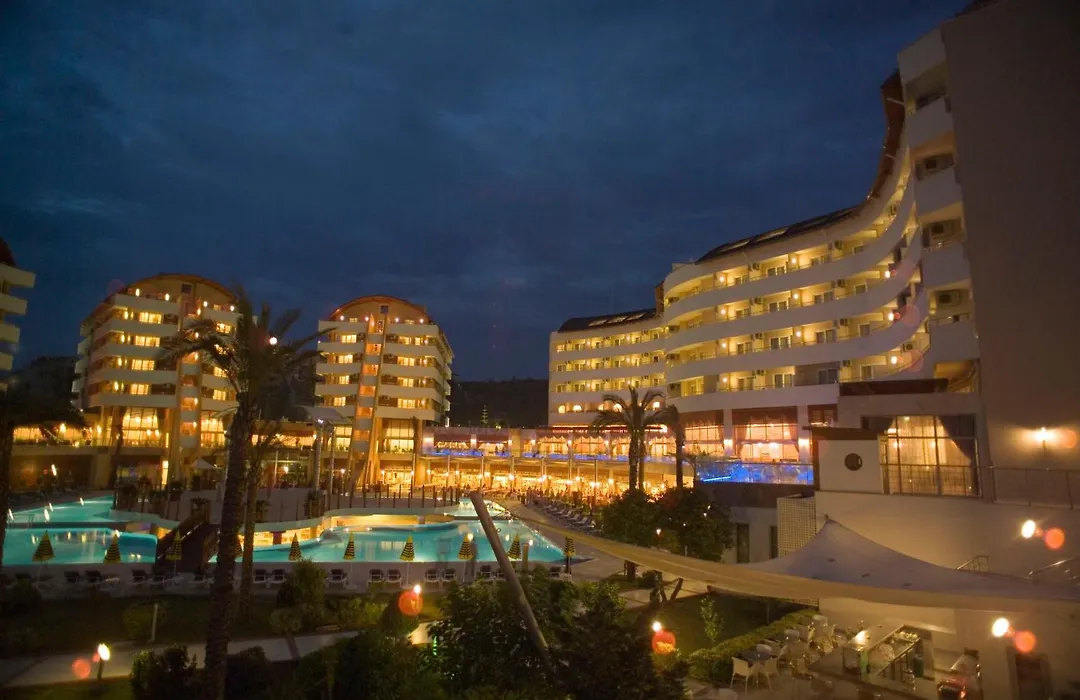 Alaiye Resort & Spa Hotel-1
