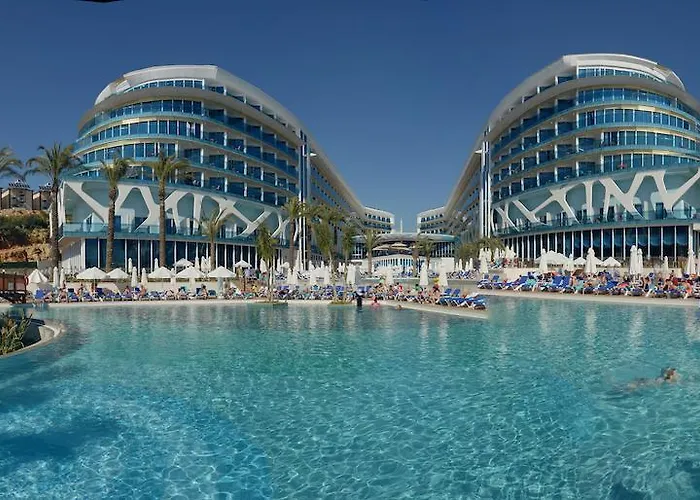 Vikingen Infinity Resort & SpaResort Hotel